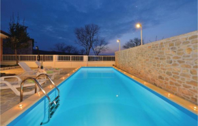 3 Bedroom Pet Friendly Home In Krusevo